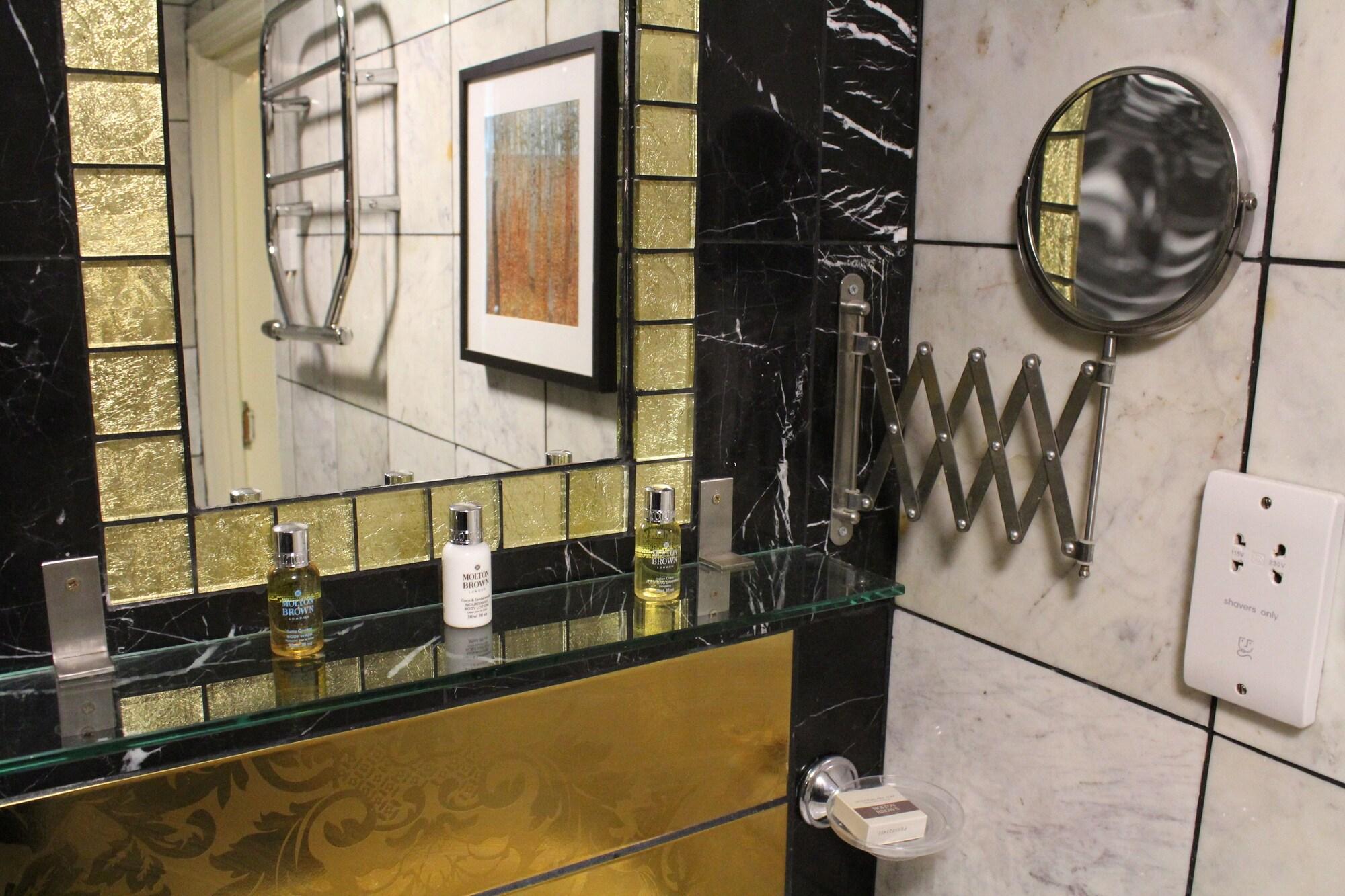 Opulence Boutique Hotel London Exterior photo